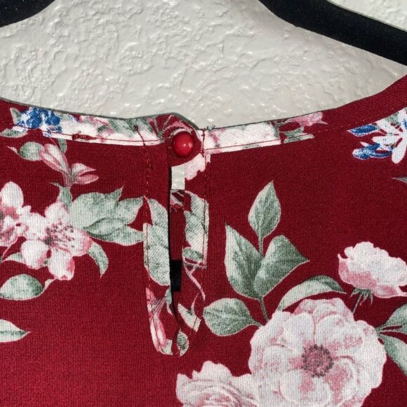Downeast Burgundy Floral Peplum Top – Size S - Picture 5 of 8